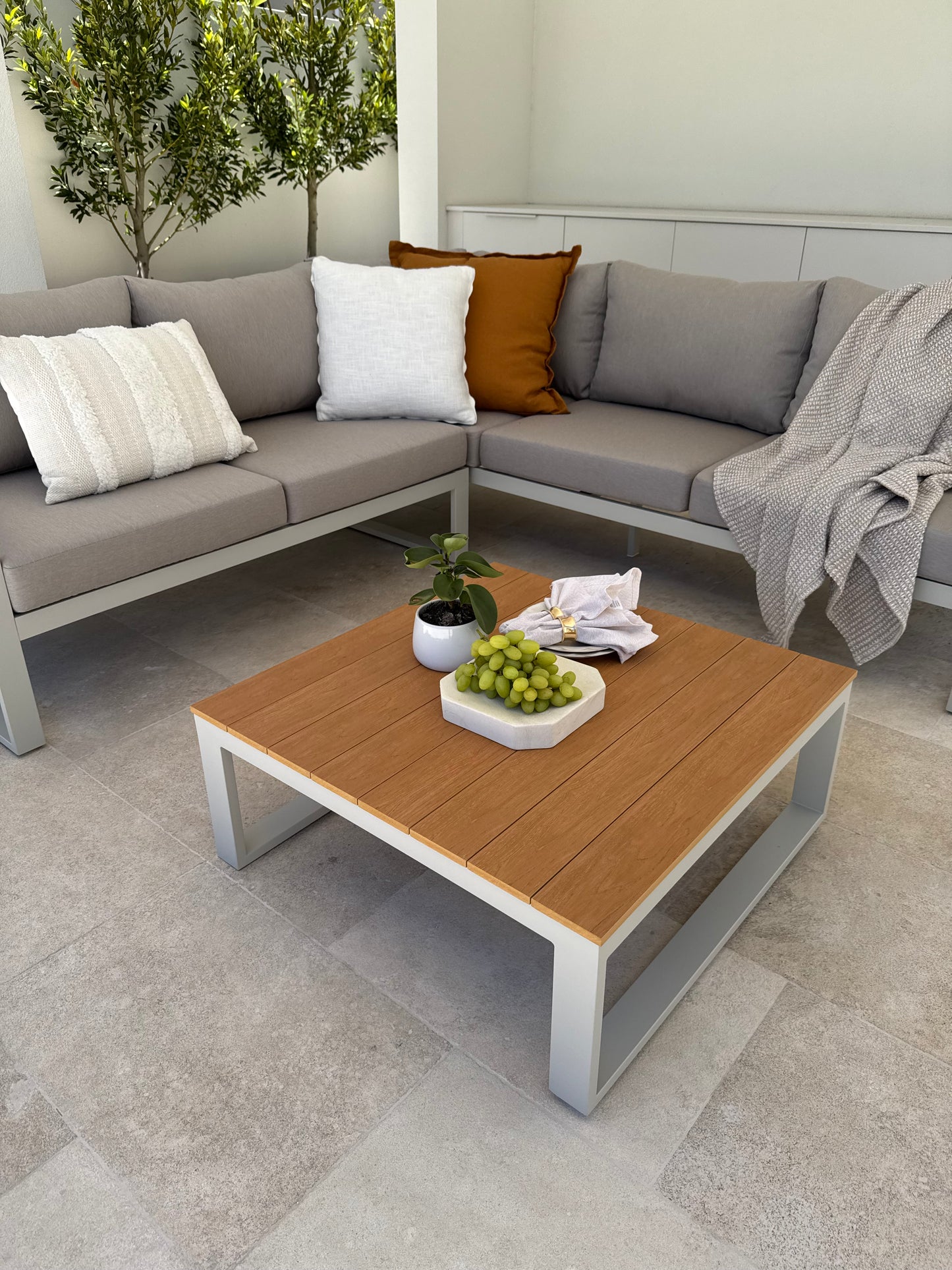 Jordan aluminium outdoor sofa set