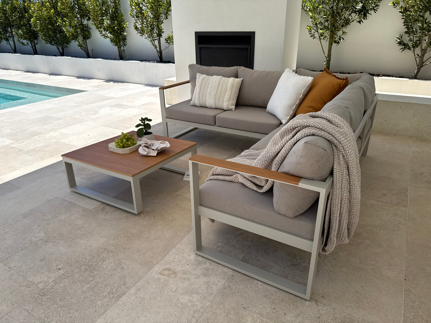 Jordan aluminium outdoor sofa set