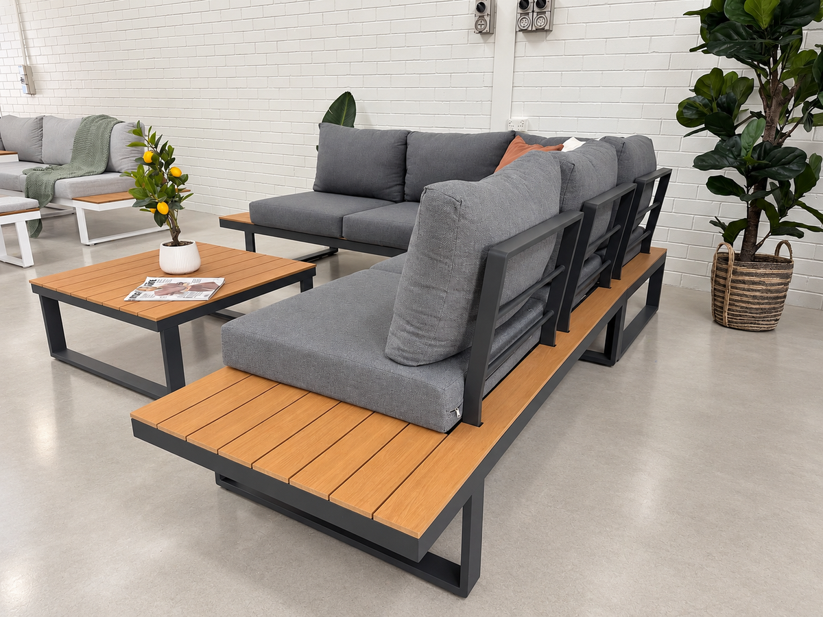 Theodore - aluminium outdoor modular lounge with with coffee table | Black