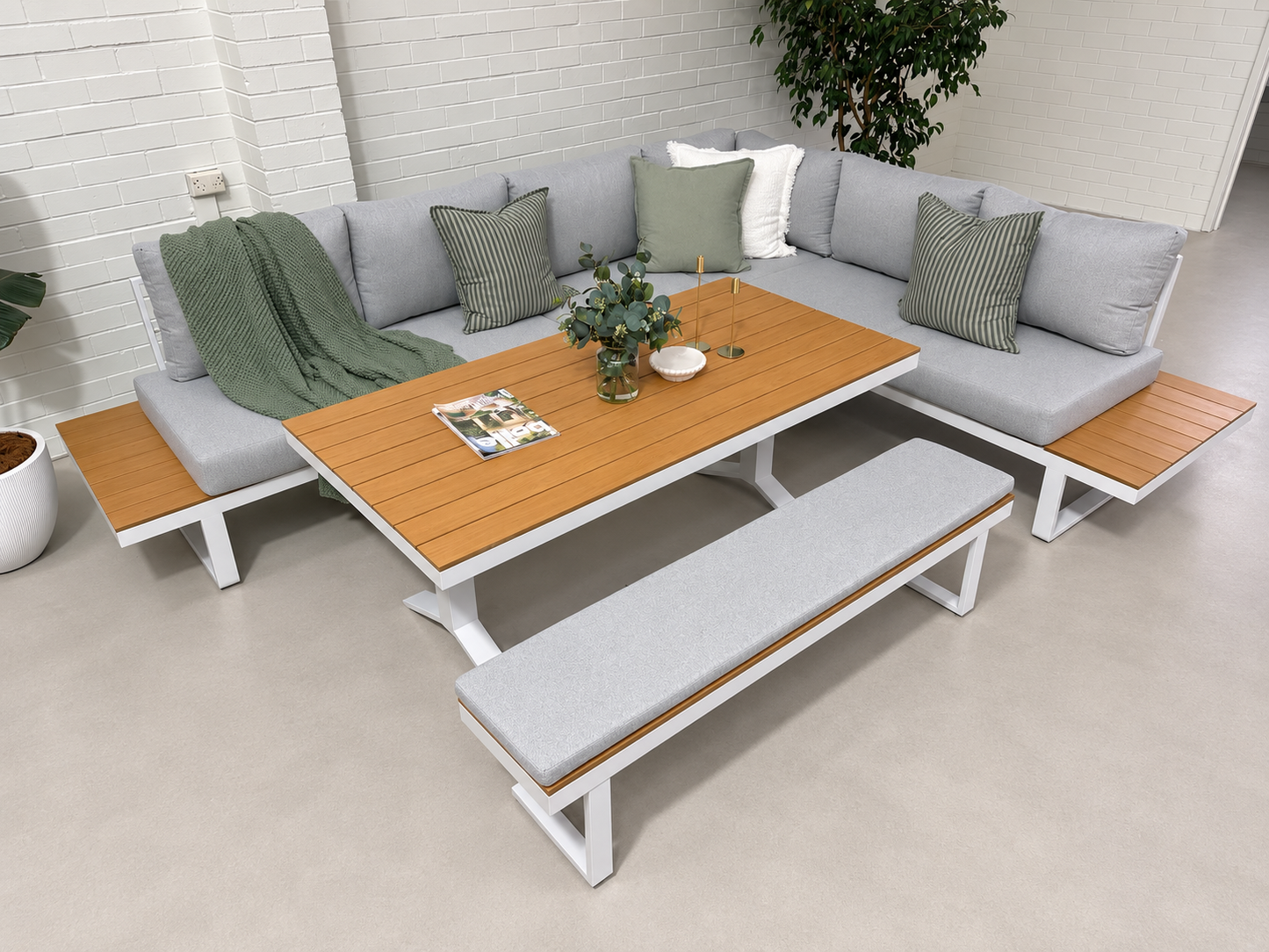 Theodore - 6 Seater Outdoor Dining Modular | Warm white