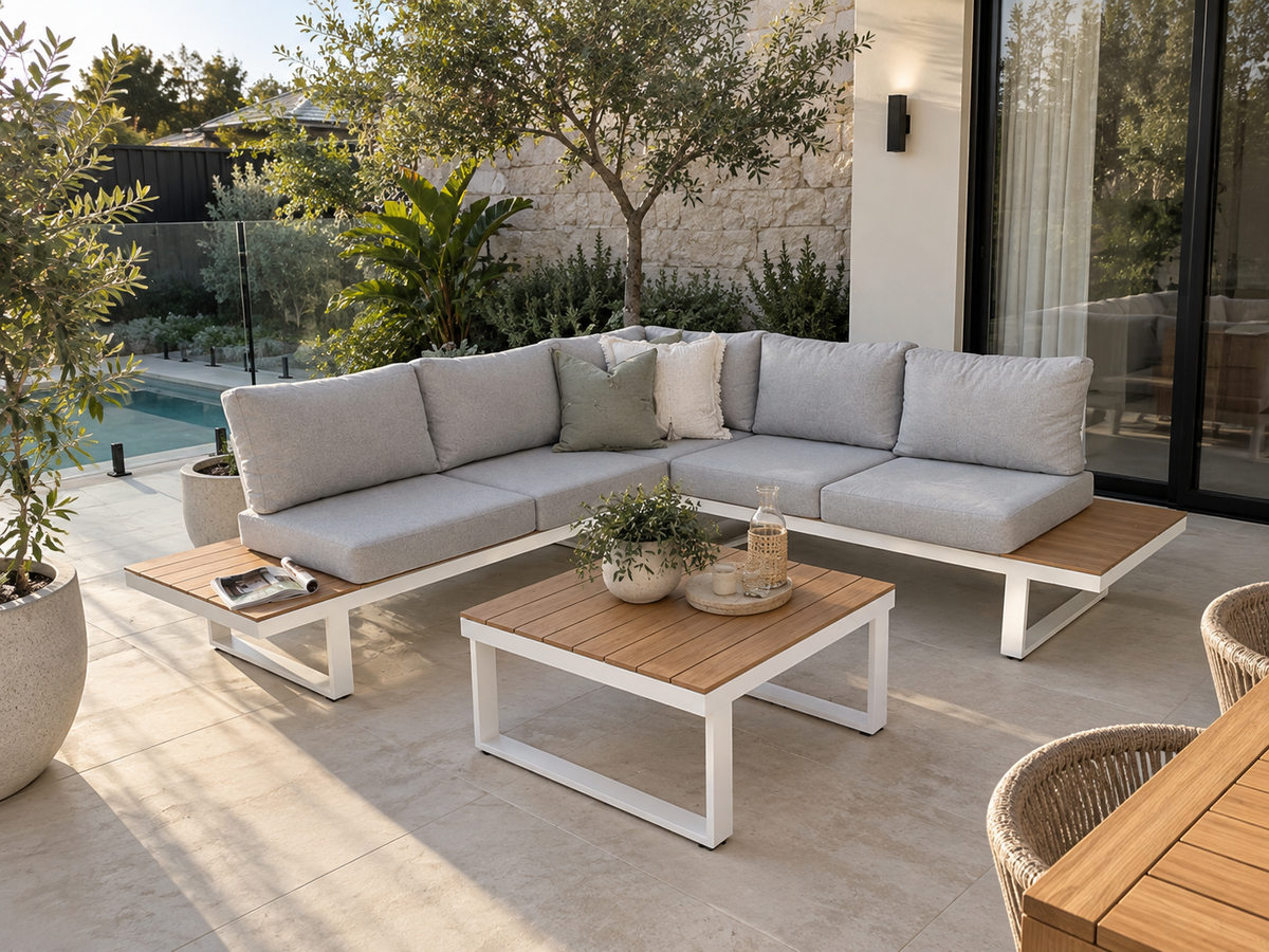 Theodore 5 seater modular with coffee table | White