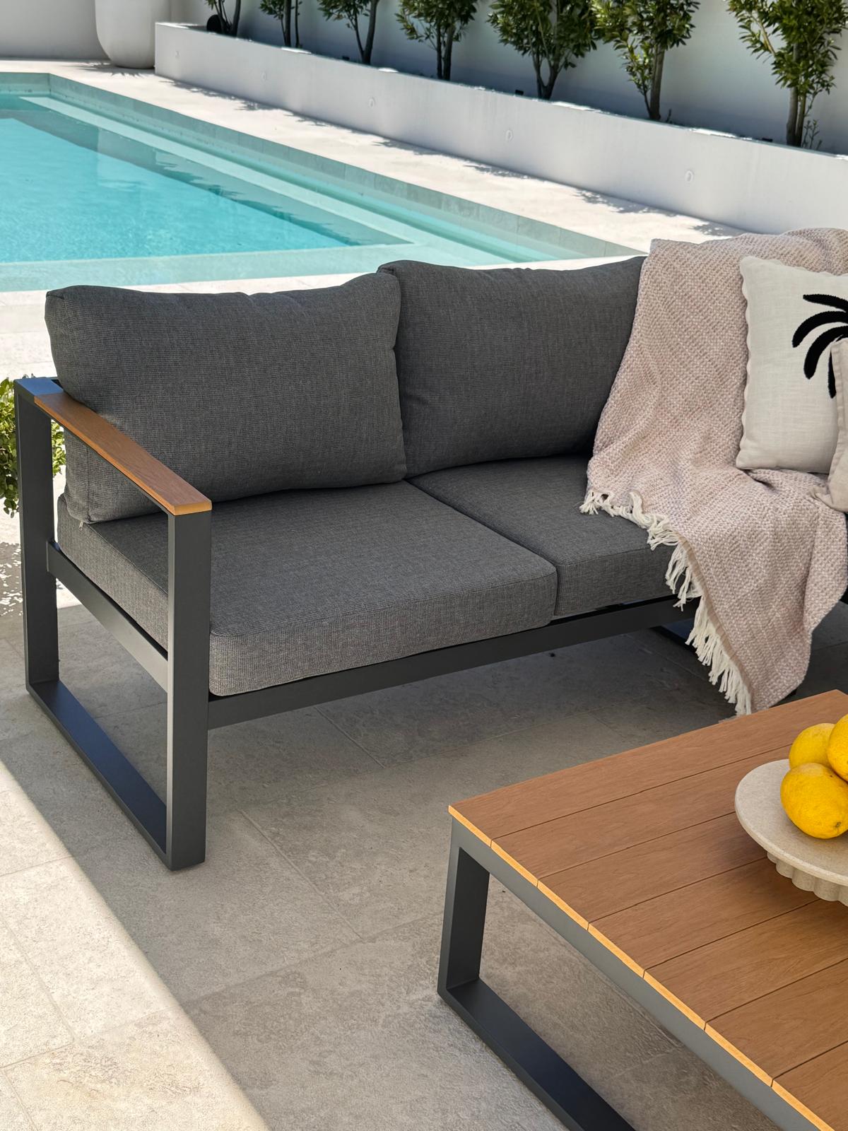 Jordan aluminium outdoor sofa and coffee table GREY