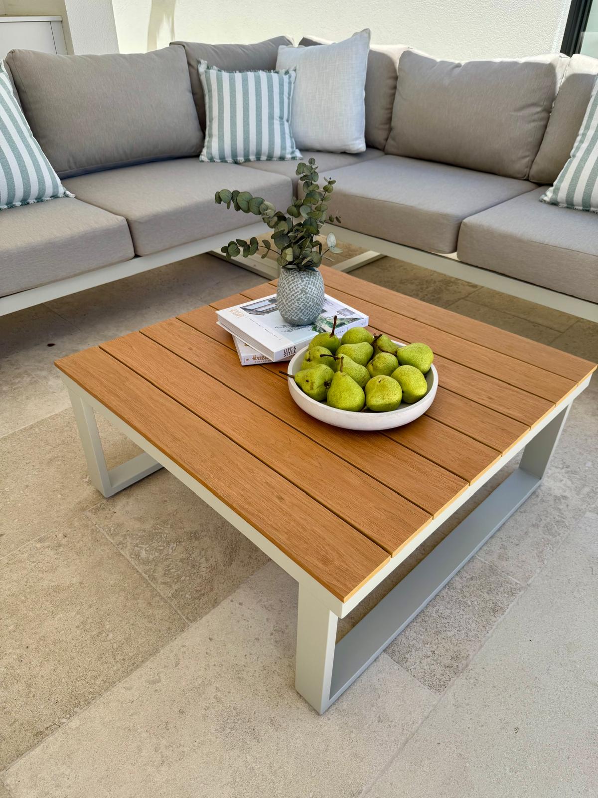 Theodore aluminium outdoor lounge and coffee table WHITE